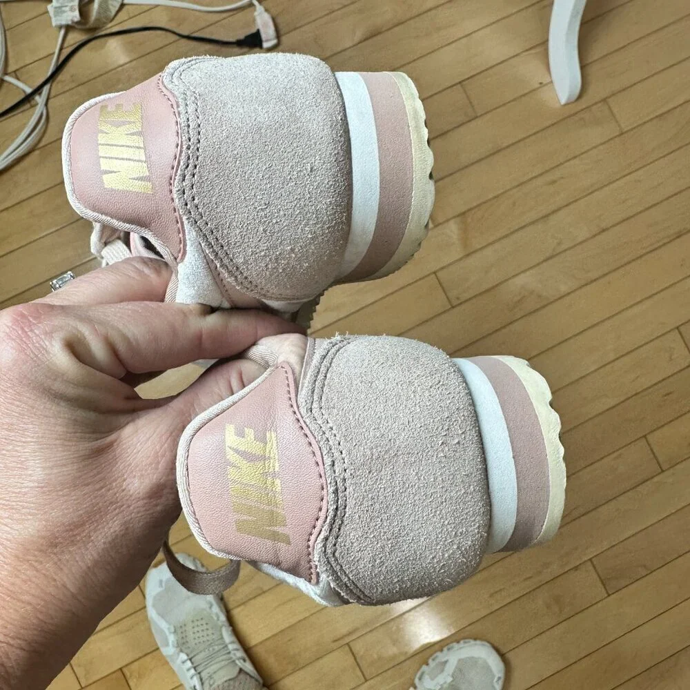 RARE NIKE Velour / Velvet Blush Pink Sneakers Tennis Shoes Size 7.5